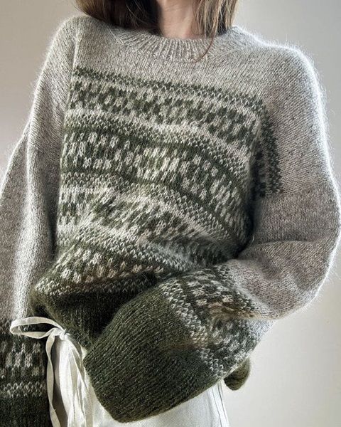 Johanne_Loop_Sweater2.jpg